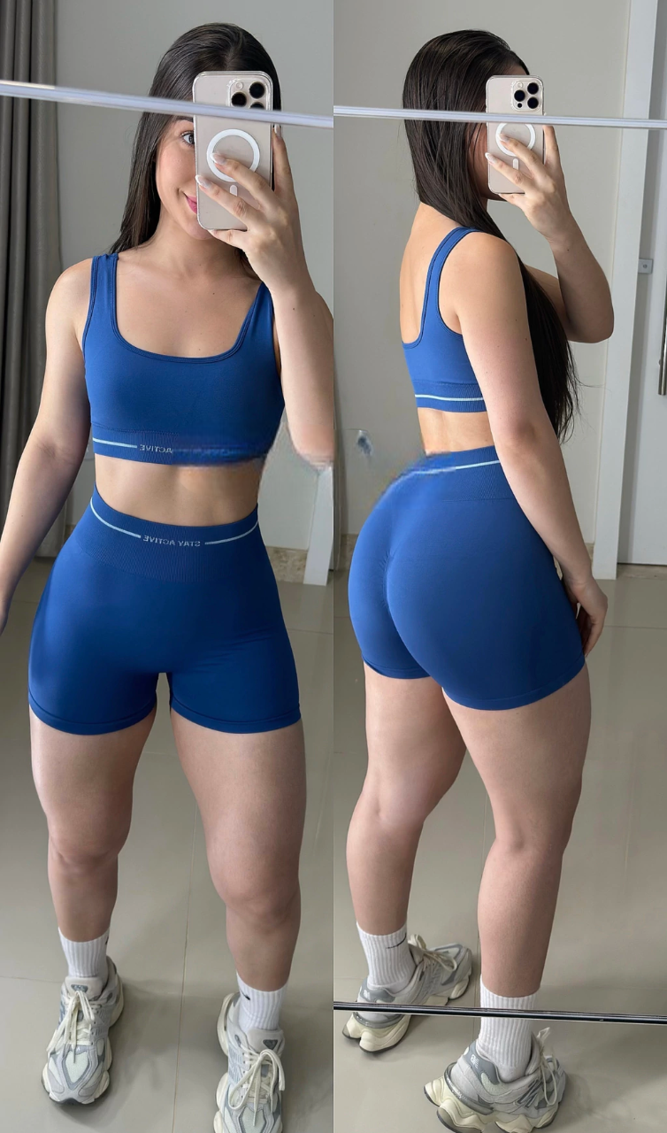 Conjunto de short modela silhueta sem coagida azul com detalhes